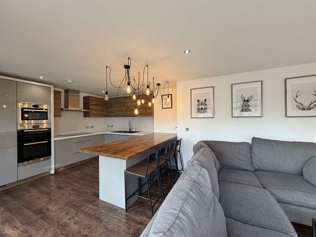 Property photo 2 of 20 Img_2674