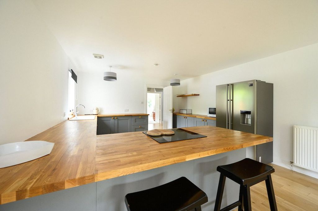 Property photo 3 of 45 Picture No. 26