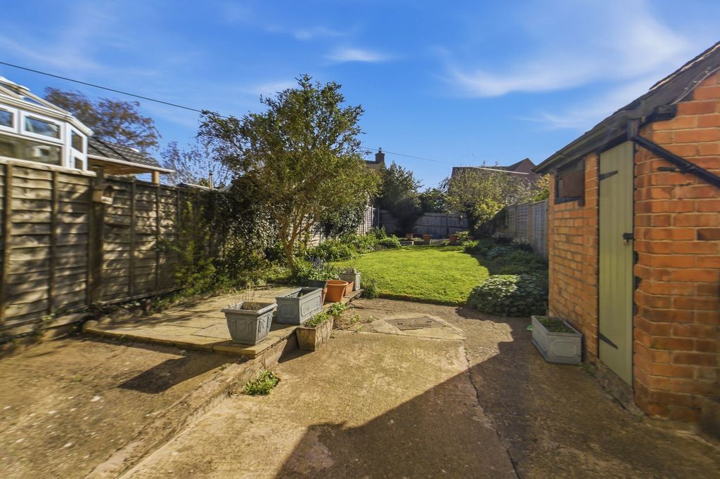 Property photo 2 of 14