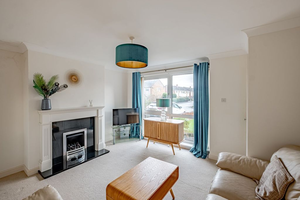 Property photo 3 of 24