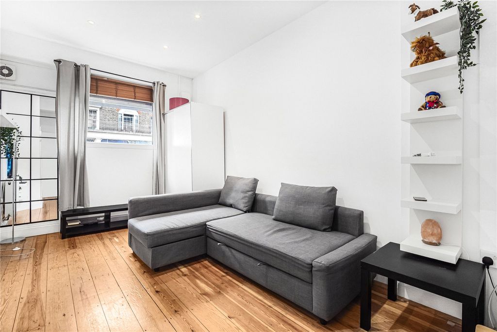Property photo 1 of 10 Reception Room