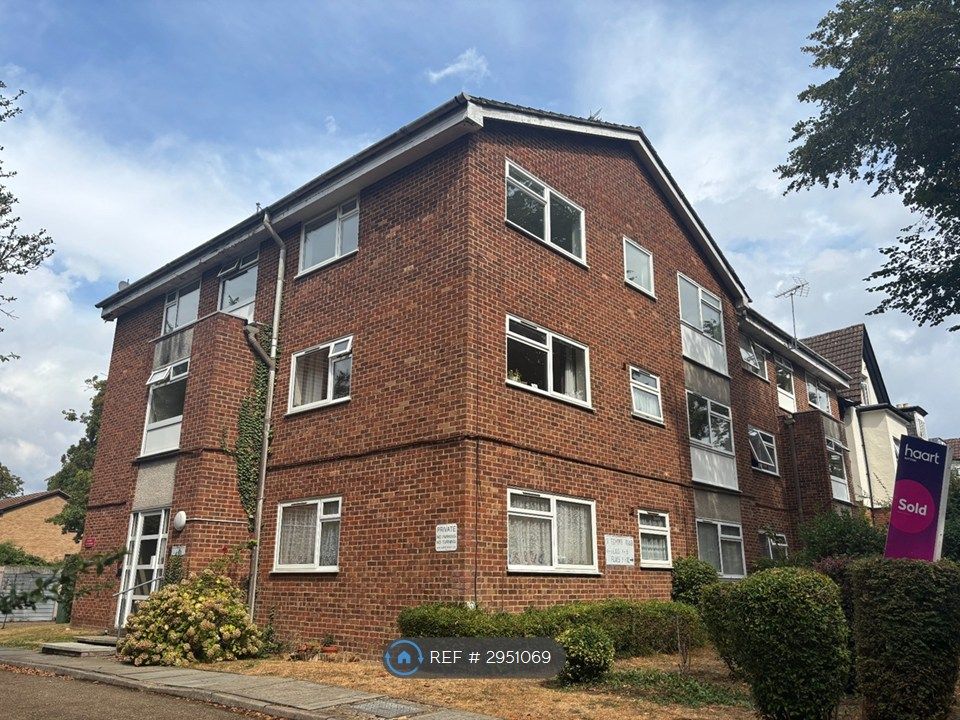 Property photo 1 of 7 External