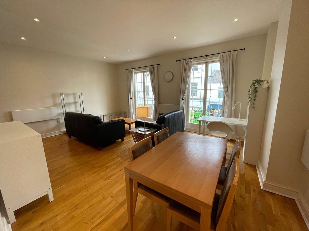Property photo 3 of 16 Picture No. 05