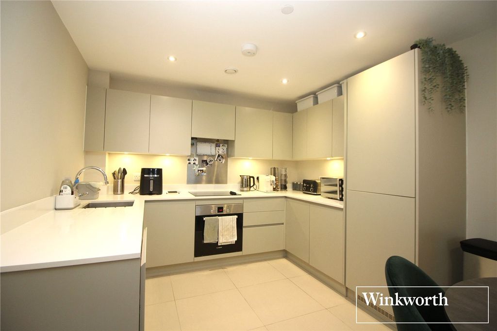 Property photo 2 of 11 Picture No. 16