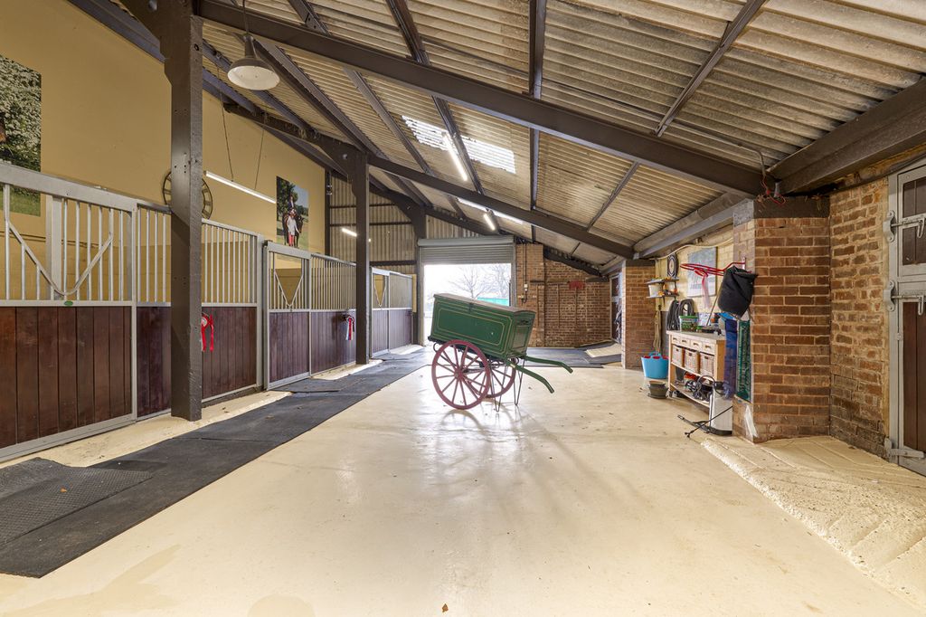 Additional image 33 of 6 bed property for saleAbnalls Farm, Cross In Hand Lane, Lichfield WS13