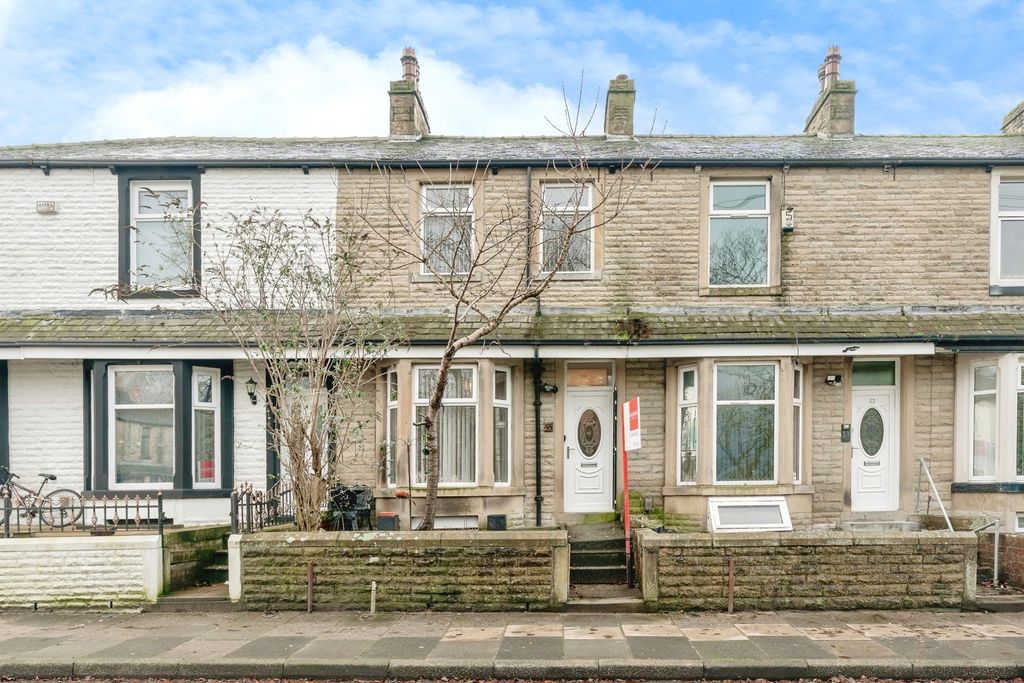 Property photo 1 of 19 Pbox-Img.Jpg