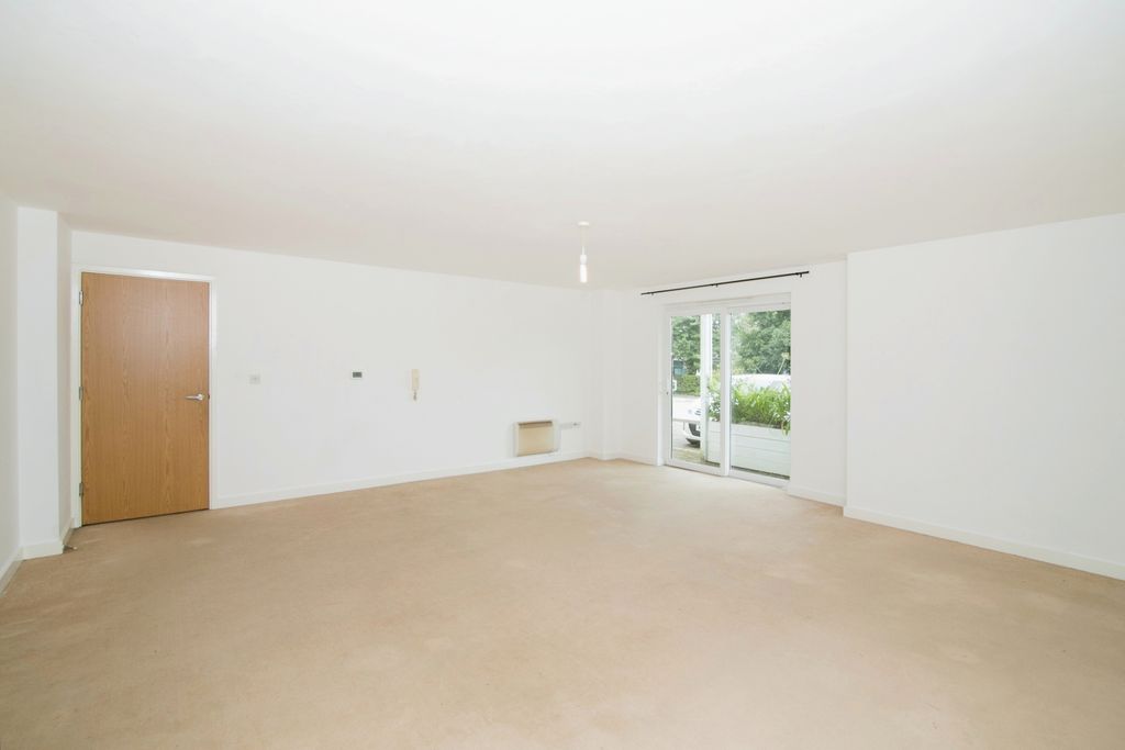 Additional image 13 of 1 bed flat for saleCollege Hill, Penryn, Cornwall TR10