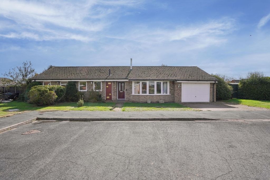 Property photo 1 of 21
