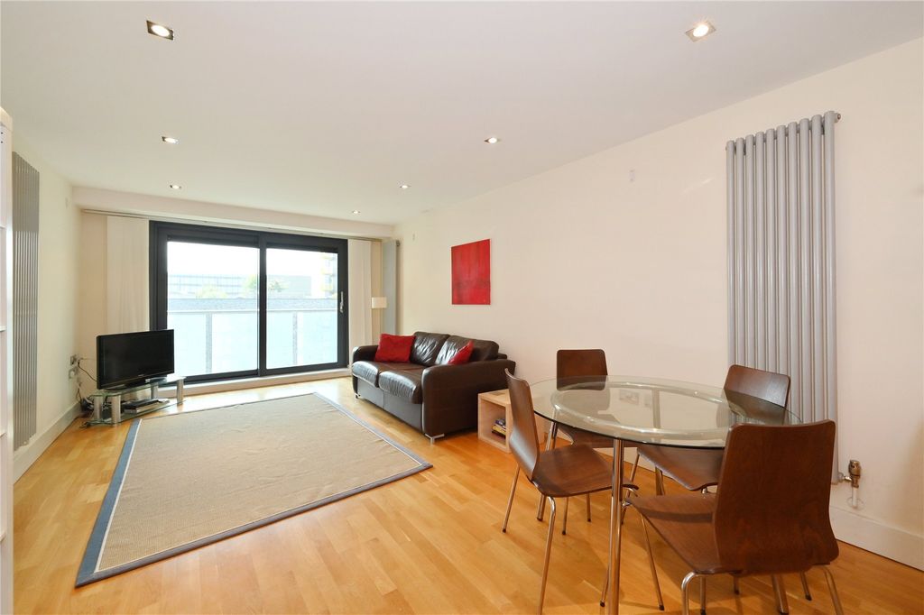 Property photo 2 of 13 Reception Room