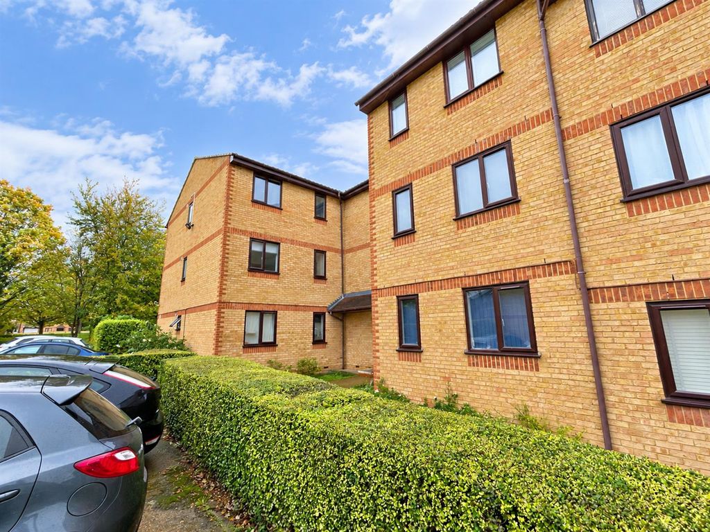 Property photo 1 of 8 Modern Brick Apartment Block In Daylight.Png