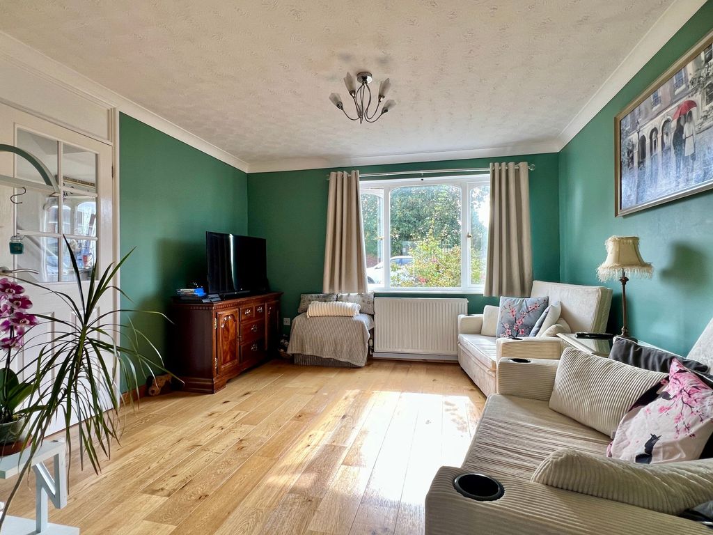 Property photo 2 of 16