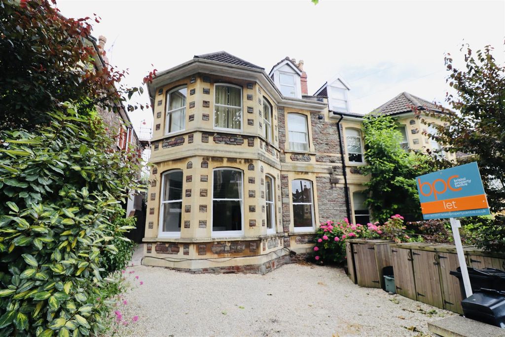 Property photo 1 of 11 Image00012.Jpeg