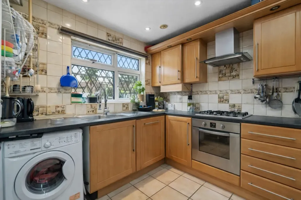 Property photo 2 of 7