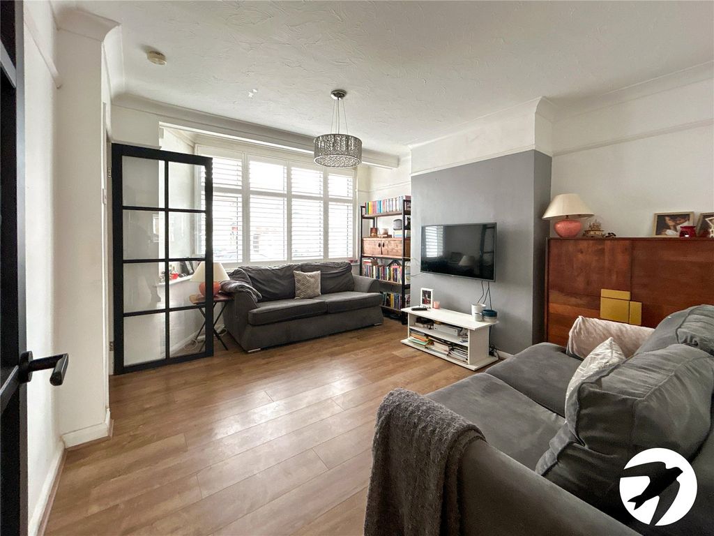 Property photo 2 of 27 Robinson Jackson