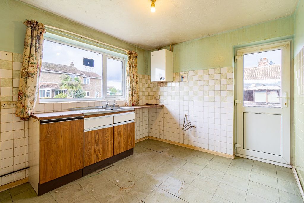 Property photo 3 of 14 4603573