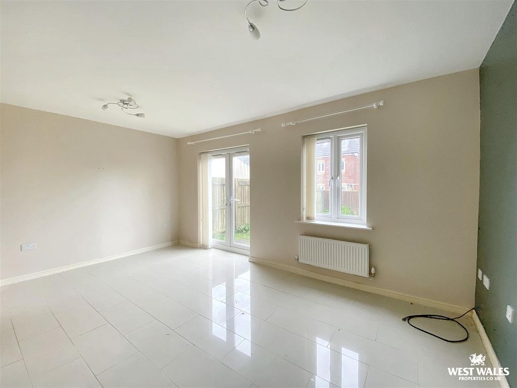 Property photo 3 of 18 Img_6753.Jpg