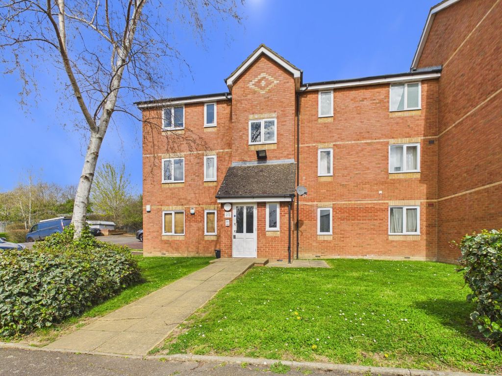 Property photo 1 of 6 Front