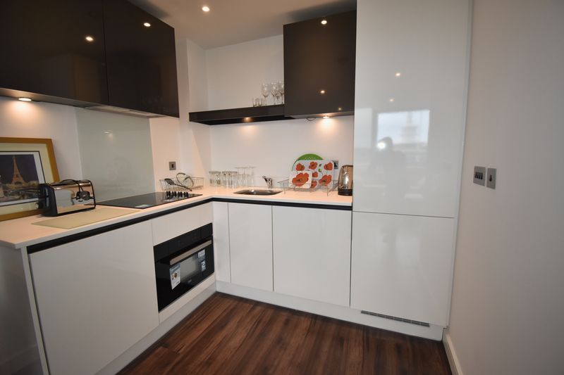 Property photo 2 of 5 Photo 4