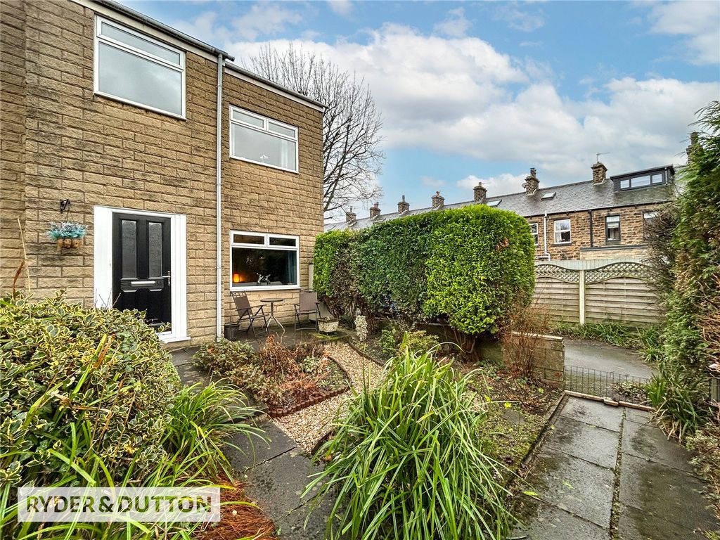 Property photo 1 of 25 Front