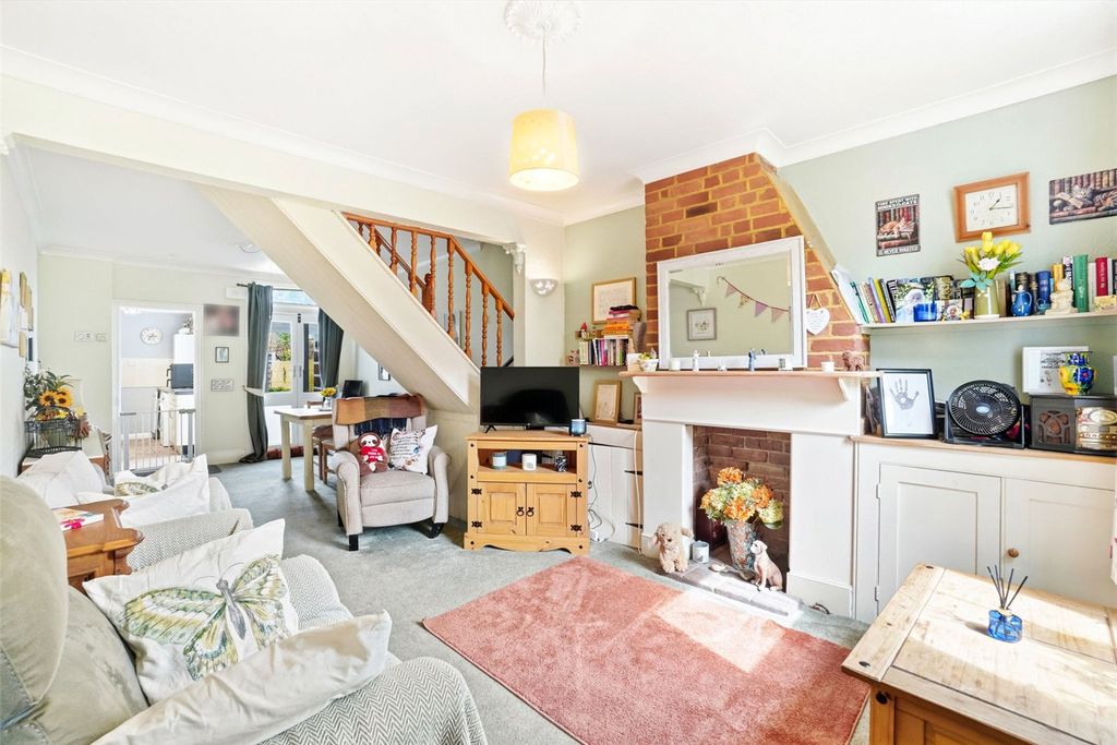 Property photo 3 of 8 Picture No. 05