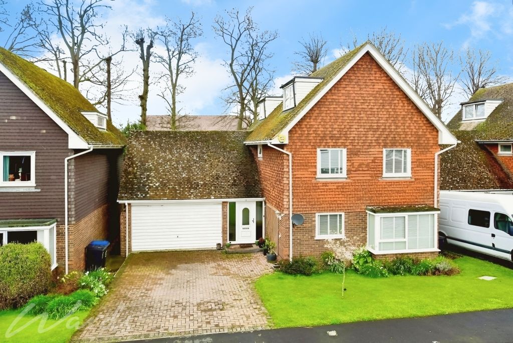 Property photo 1 of 12 Beech Main