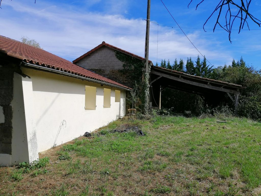 Property photo 2 of 24