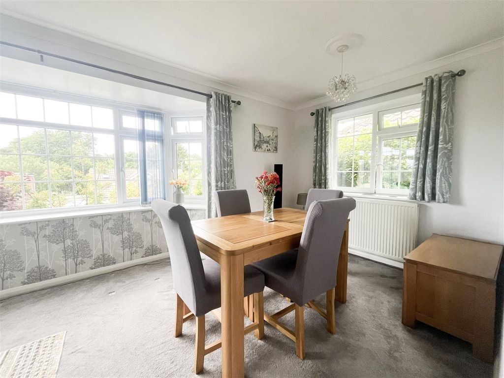 Property photo 3 of 26 3-Dining Room.Jpg