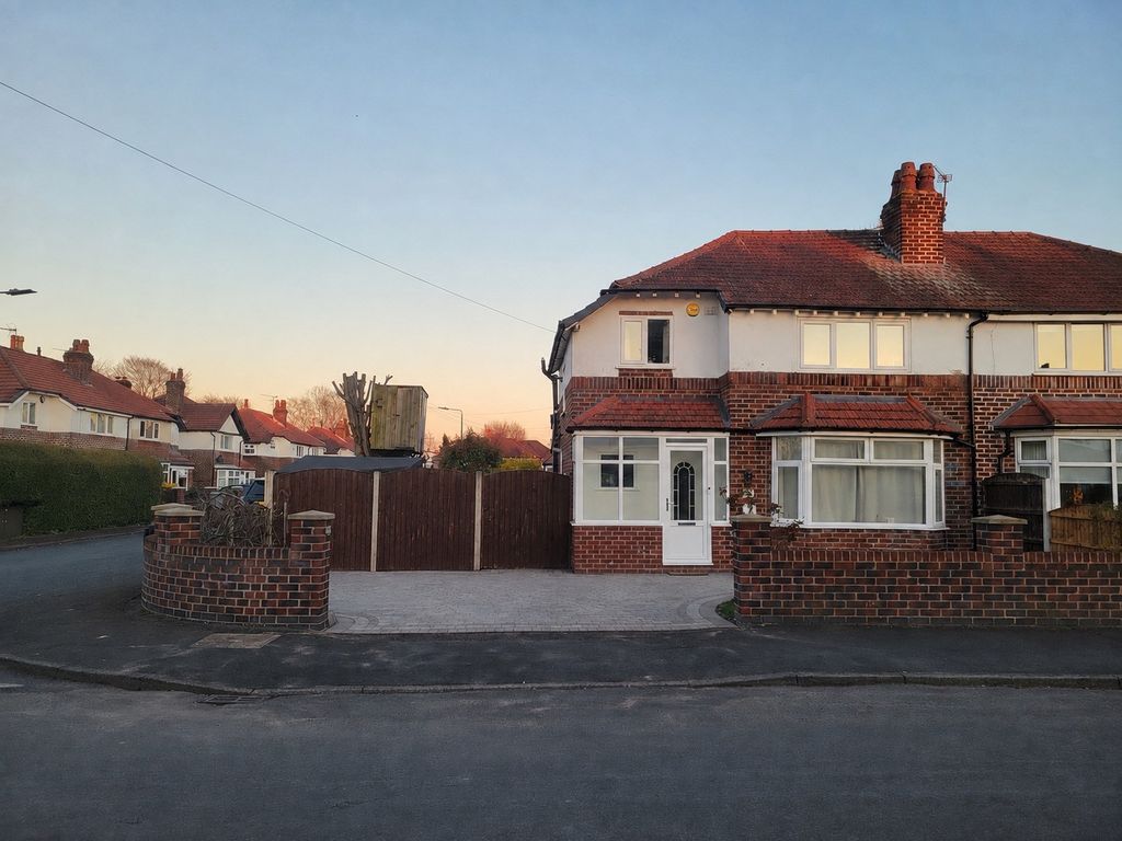 Property photo 1 of 21