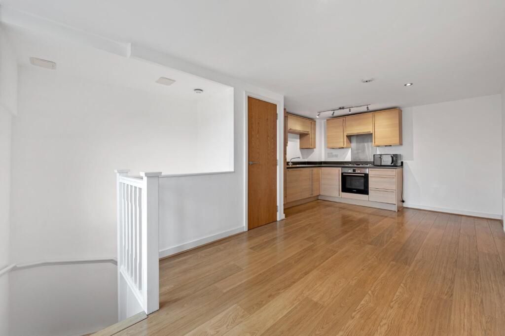 Property photo 3 of 9 6.Jpeg