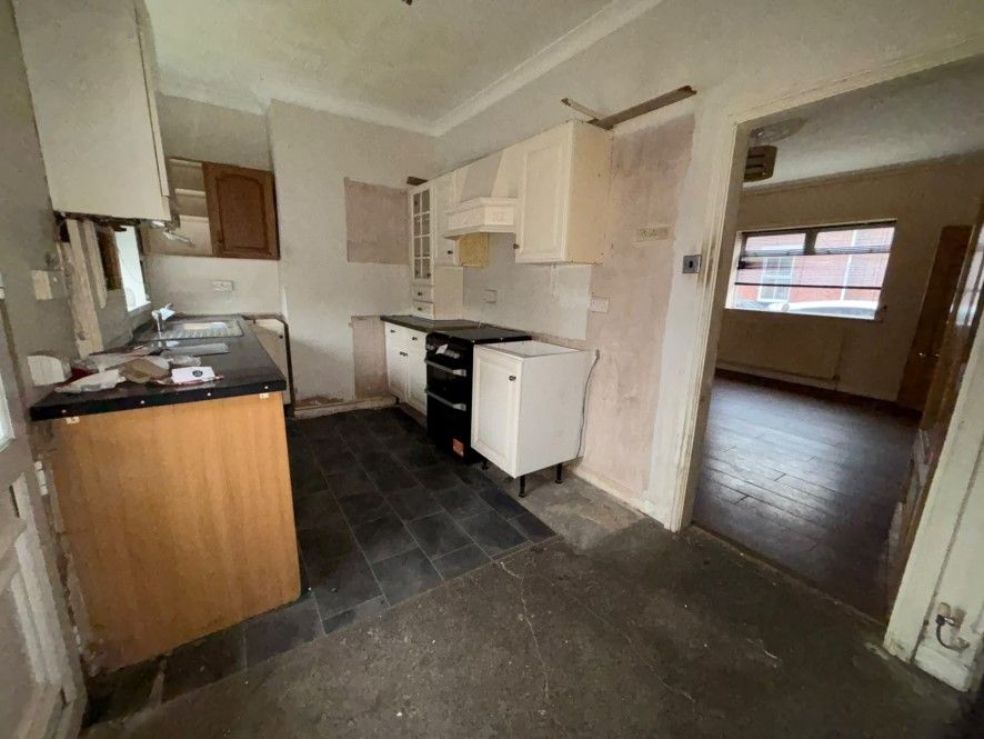 Property photo 3 of 8