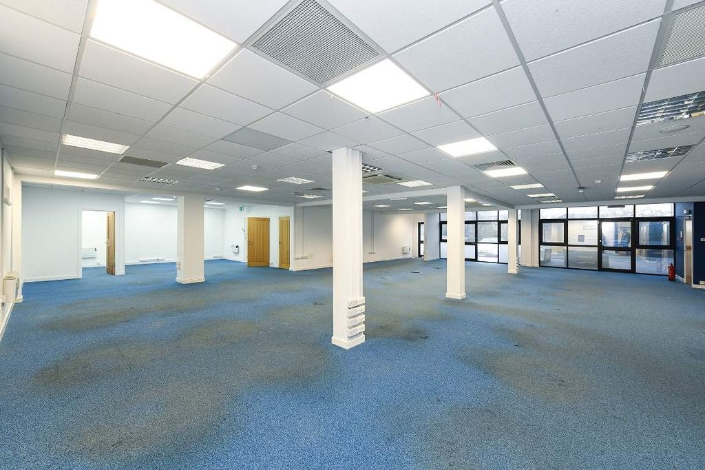 Property photo 2 of 4