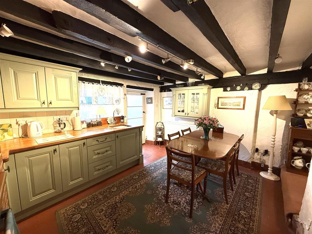 Property photo 3 of 16 Town Street 13.Jpg