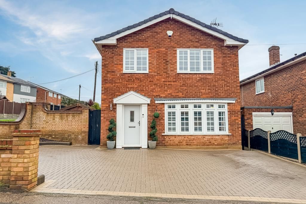 Property photo 1 of 35 Front