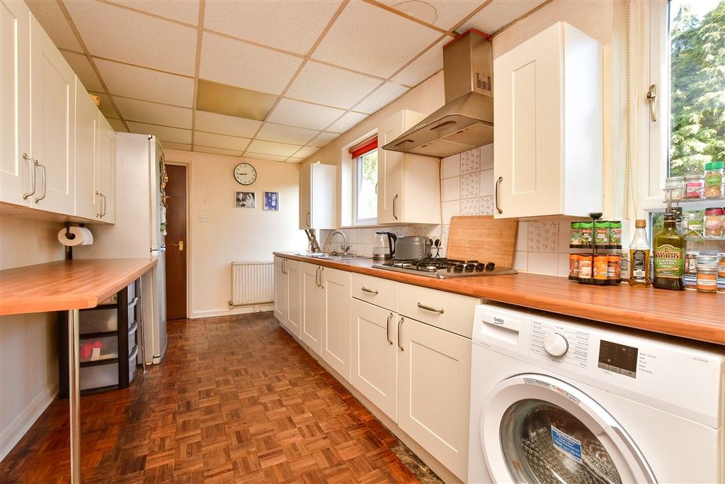 Property photo 3 of 13 Kitchen