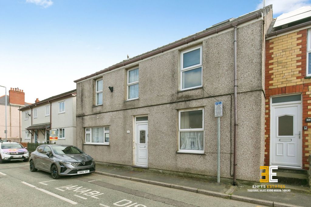 Property photo 1 of 24