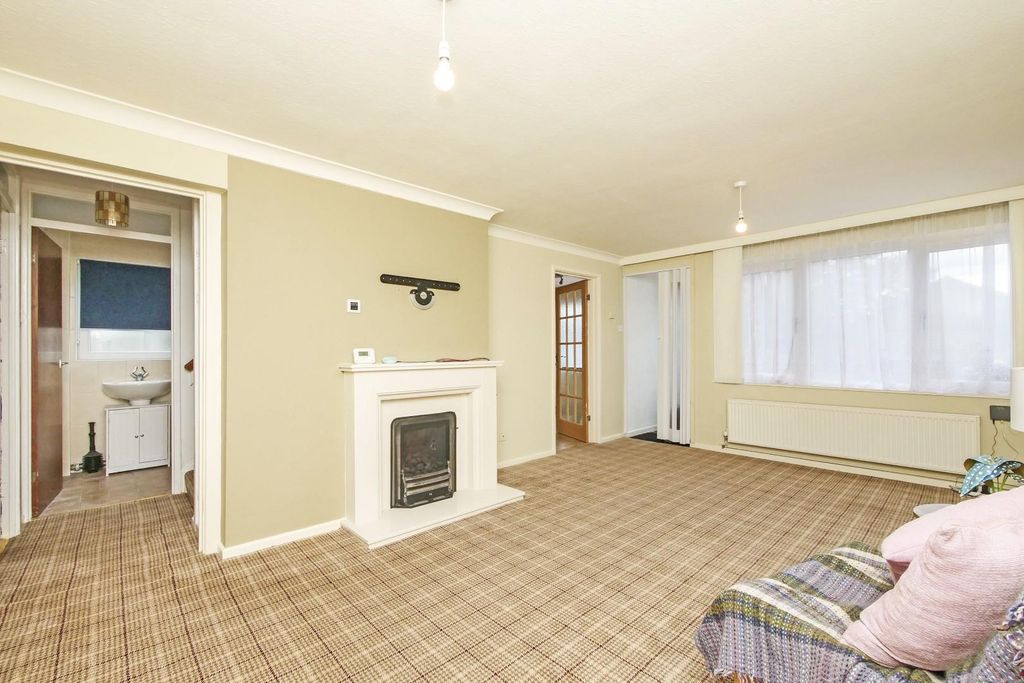 Property photo 2 of 20 Pnmb0637.Jpg
