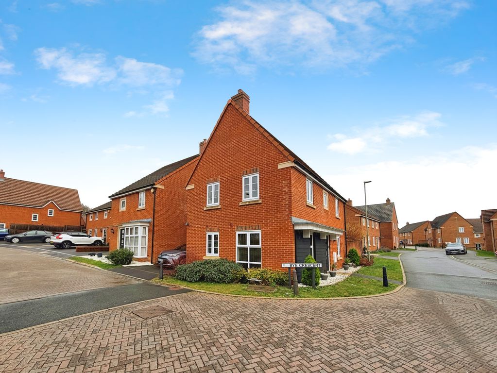 Property photo 1 of 12 Front