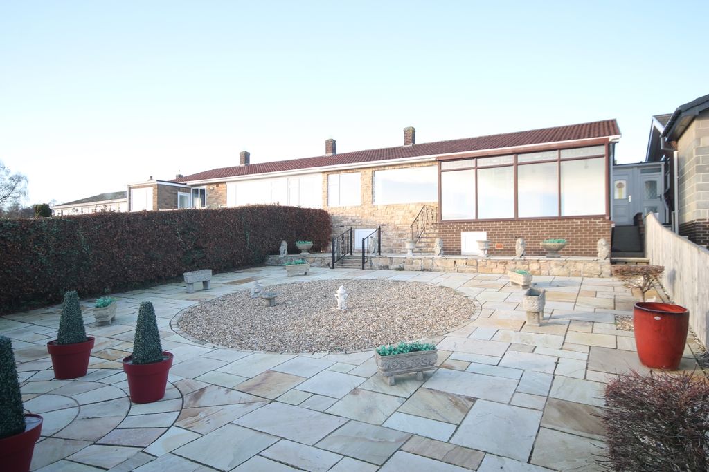 Property photo 3 of 17 Img_8483