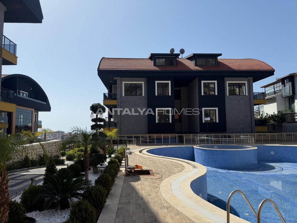 Property photo 2 of 34