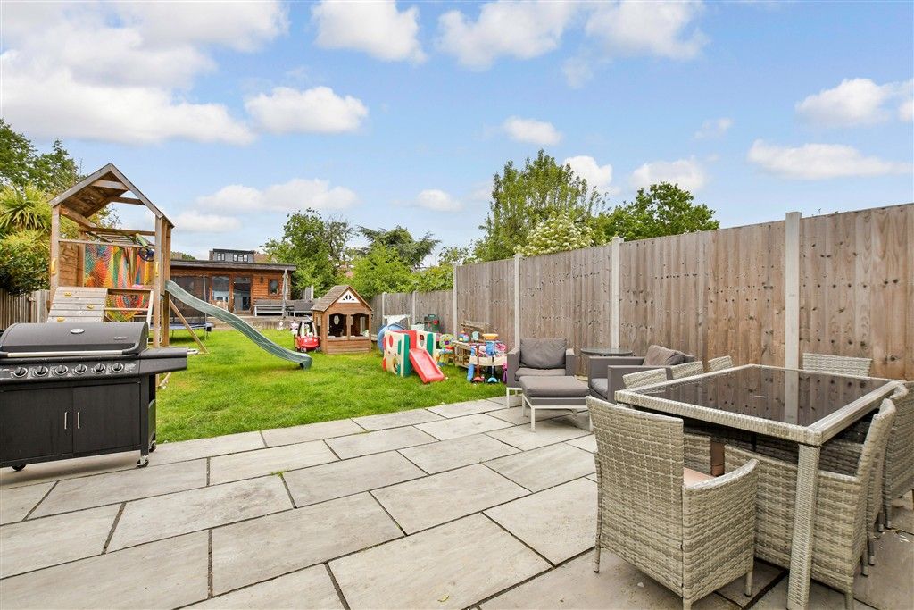 Property photo 1 of 18 Patio / Decking