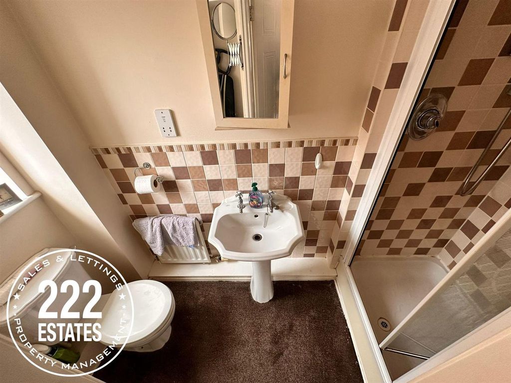 Property photo 2 of 28