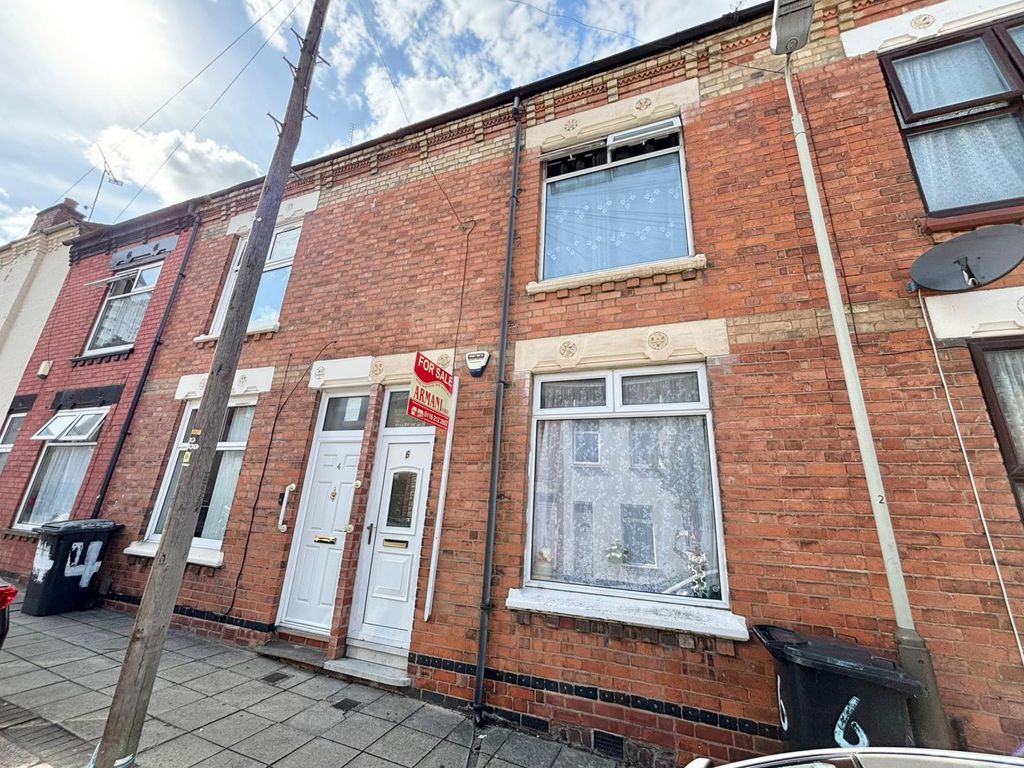 Property photo 2 of 11