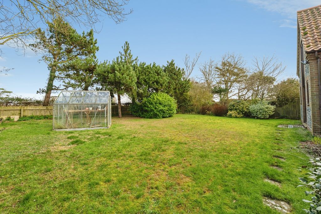 Property photo 3 of 21 Pbox-Img.Jpg