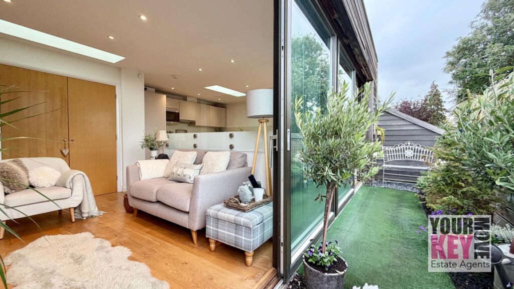 Property photo 1 of 24