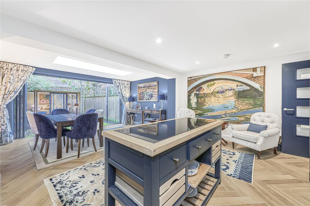 Property photo 1 of 19 Picture No. 15