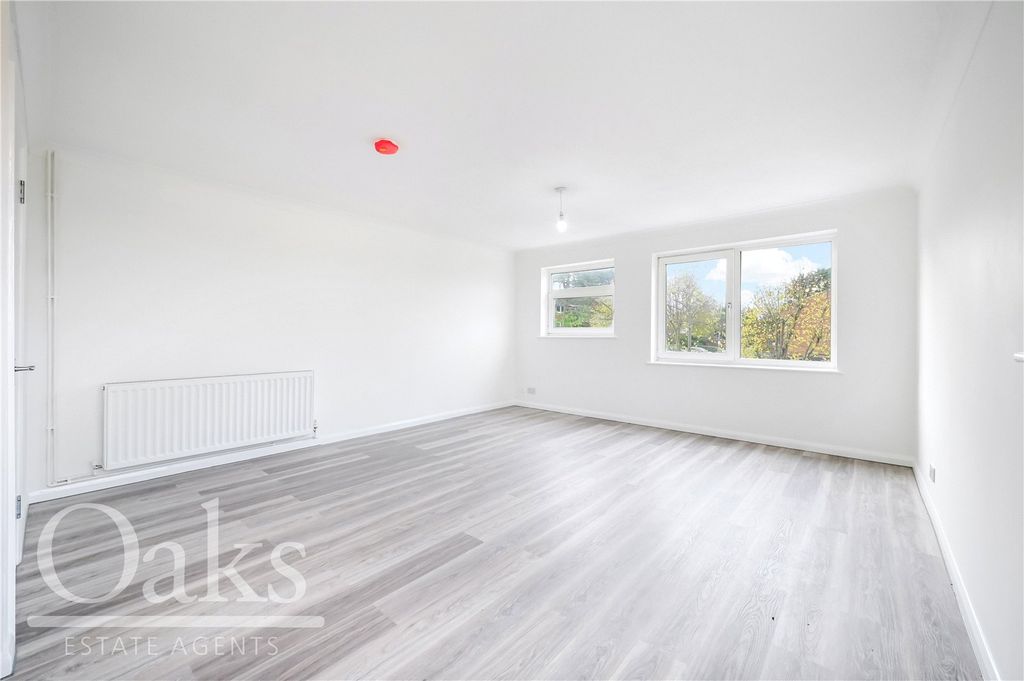 Property photo 2 of 12 Picture No. 02