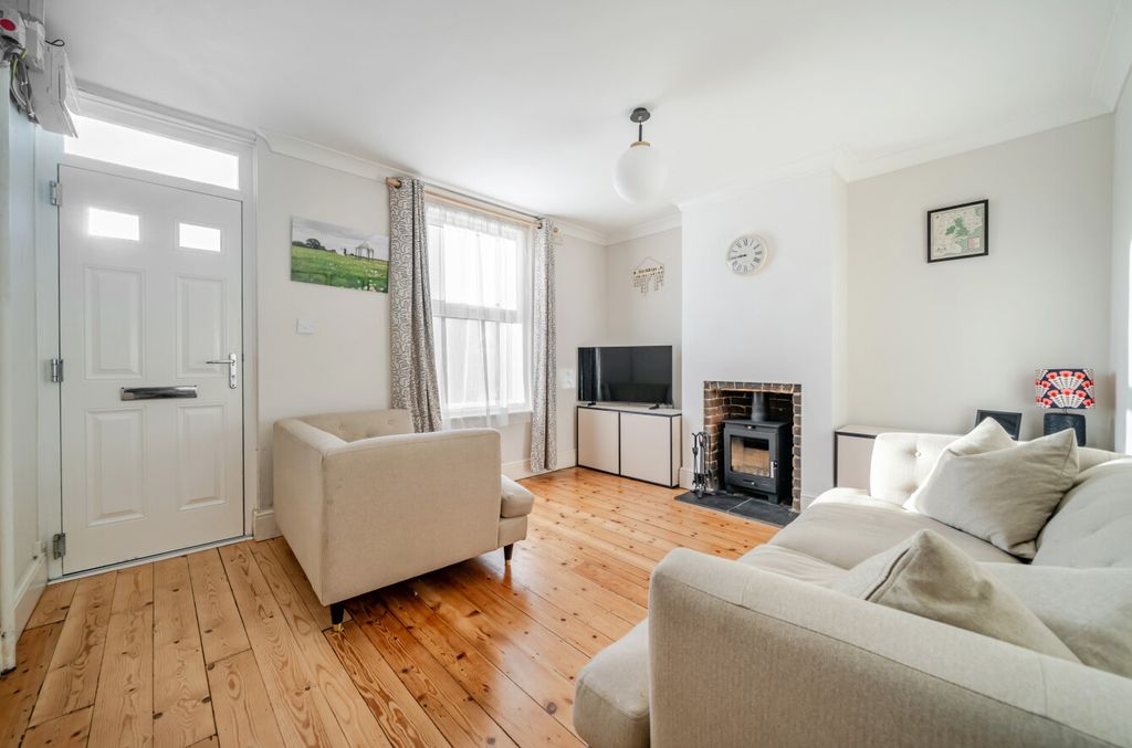 Property photo 3 of 12 1382231-4-691B005...