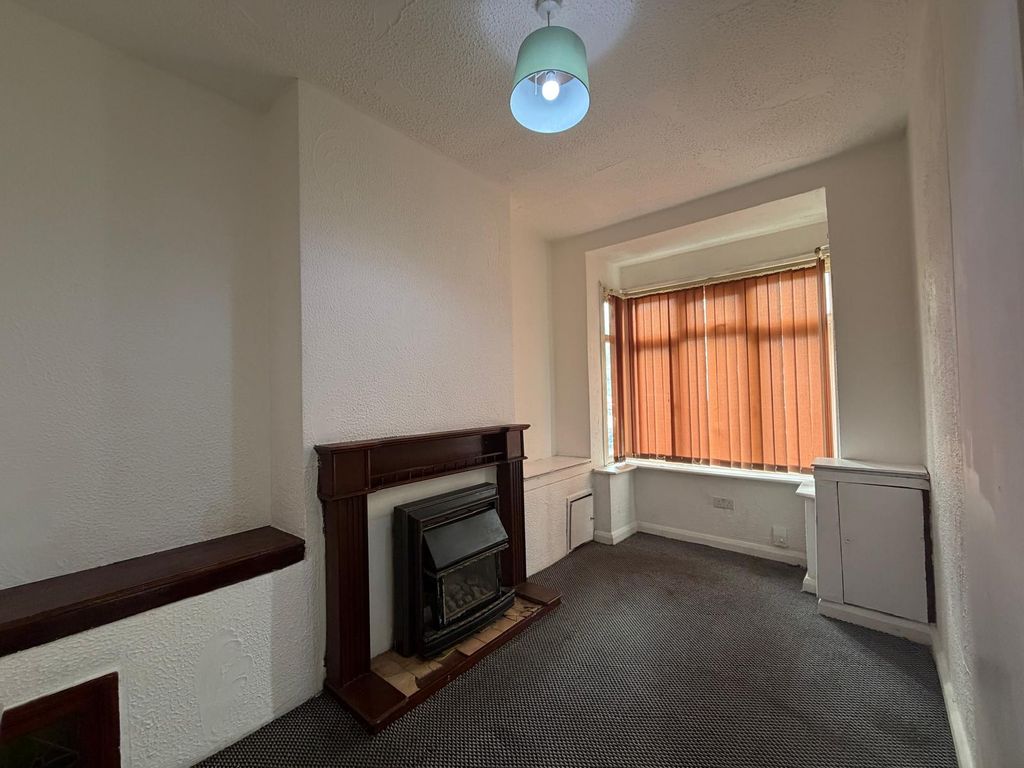 Property photo 2 of 9 Image