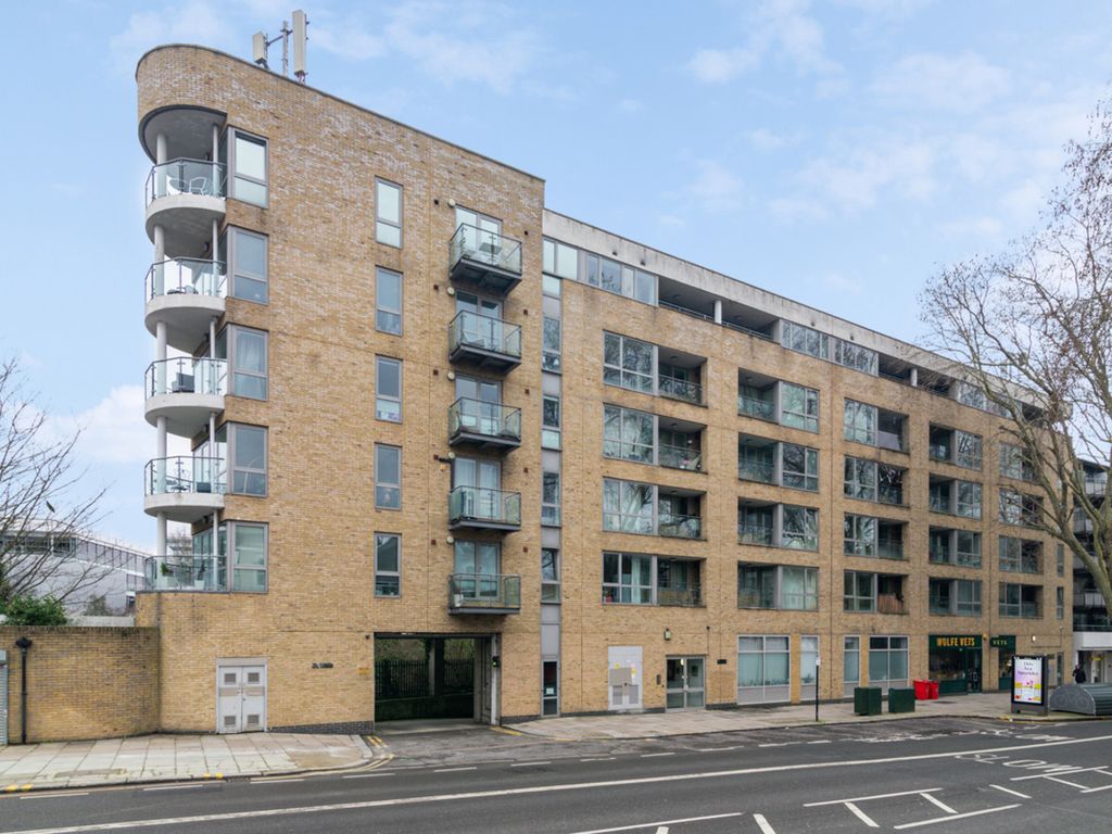 Property photo 1 of 9