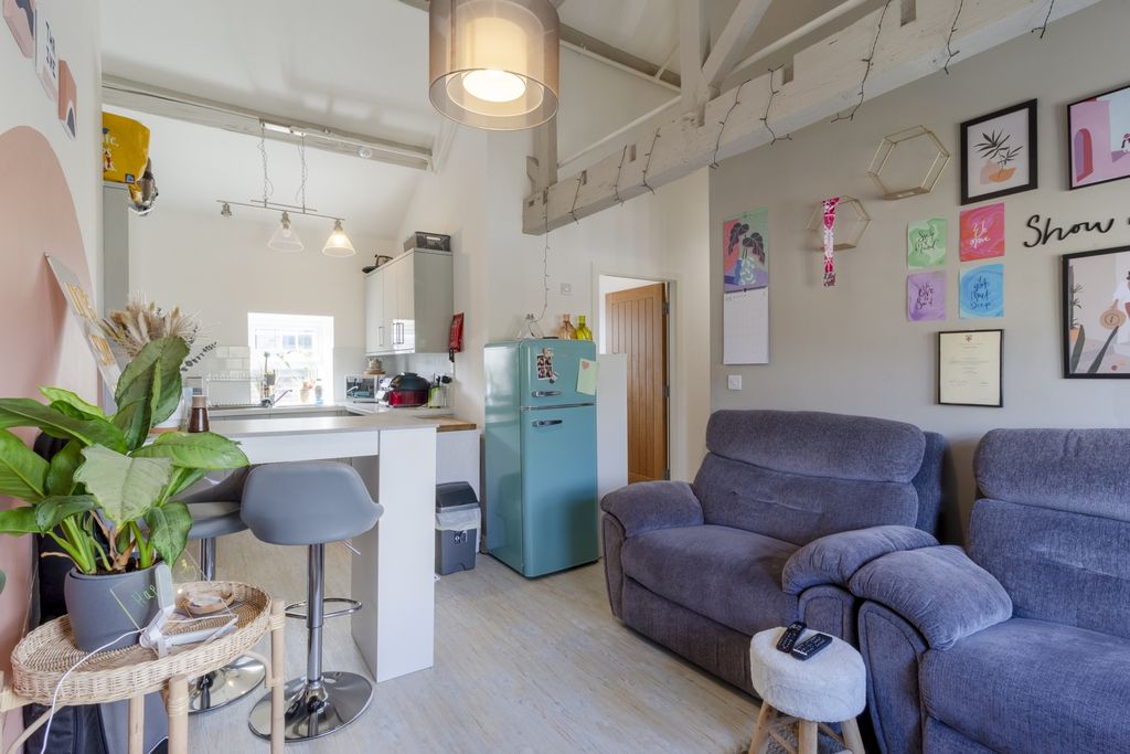 Property photo 3 of 10 Open Plan View